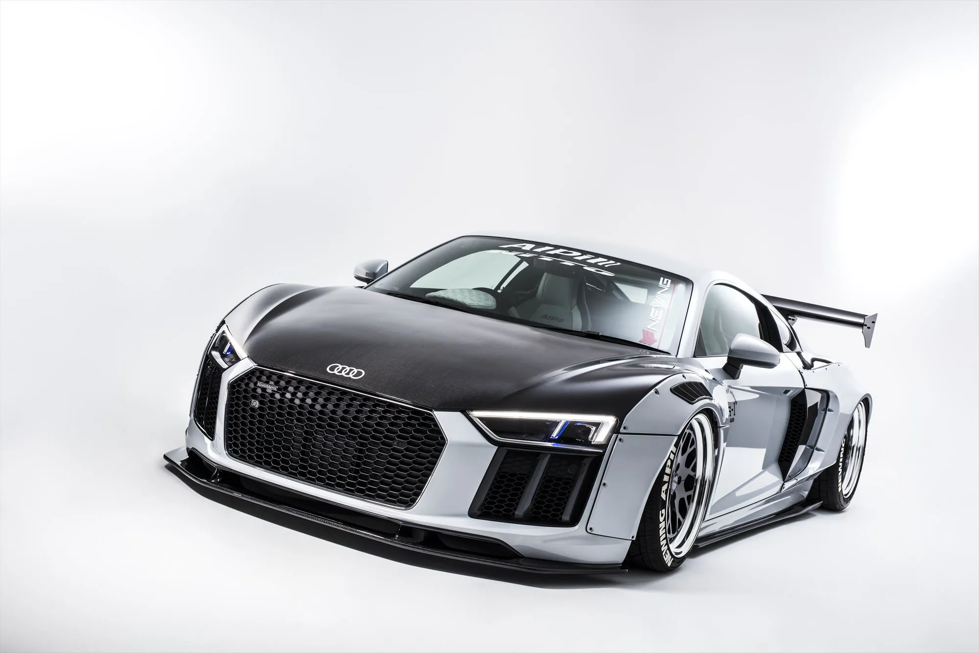 NEWING Bodi Kit for Audi R8-RSR Alpil latest model