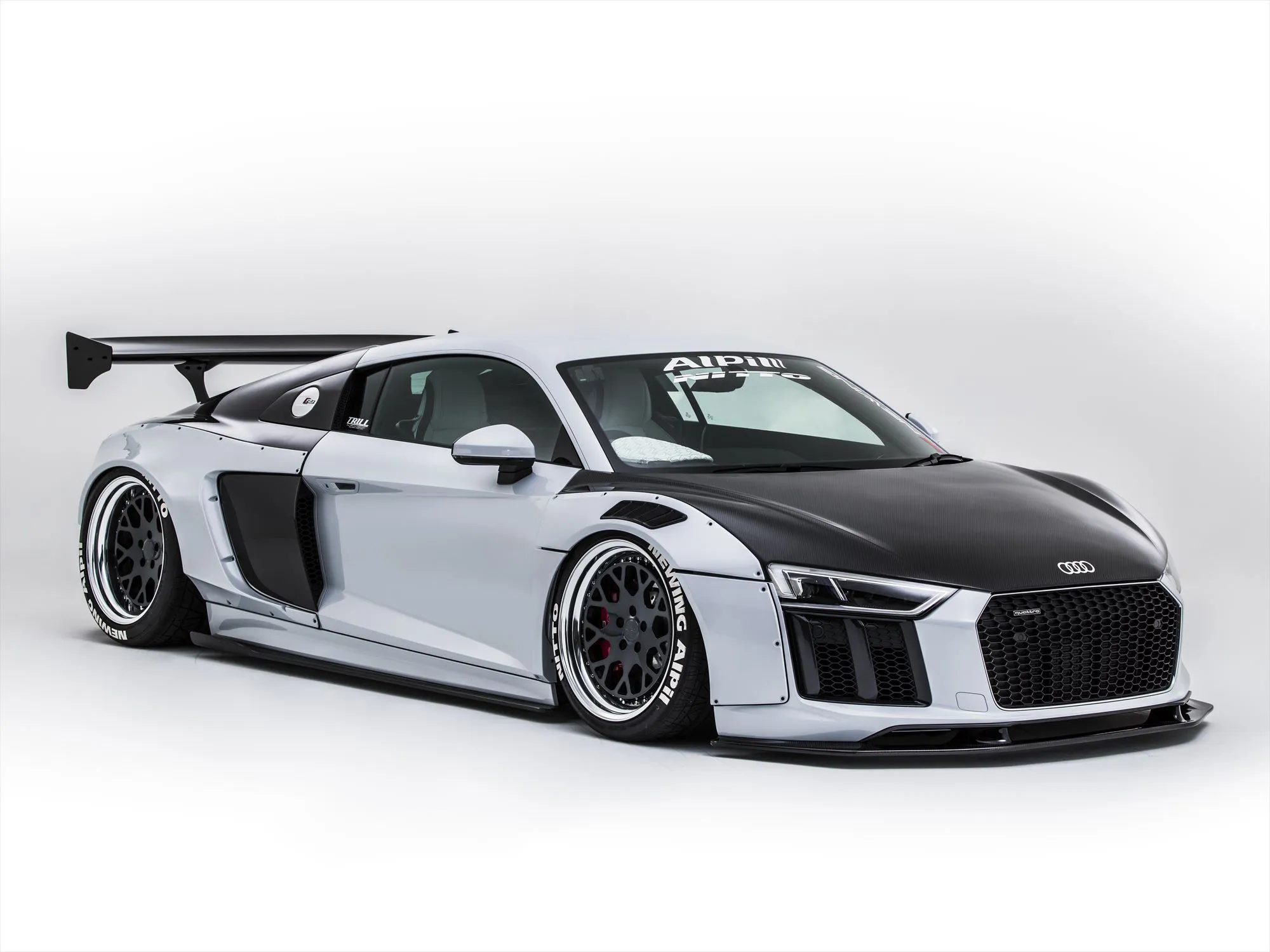 NEWING Bodi Kit for Audi R8-RSR Alpil new model