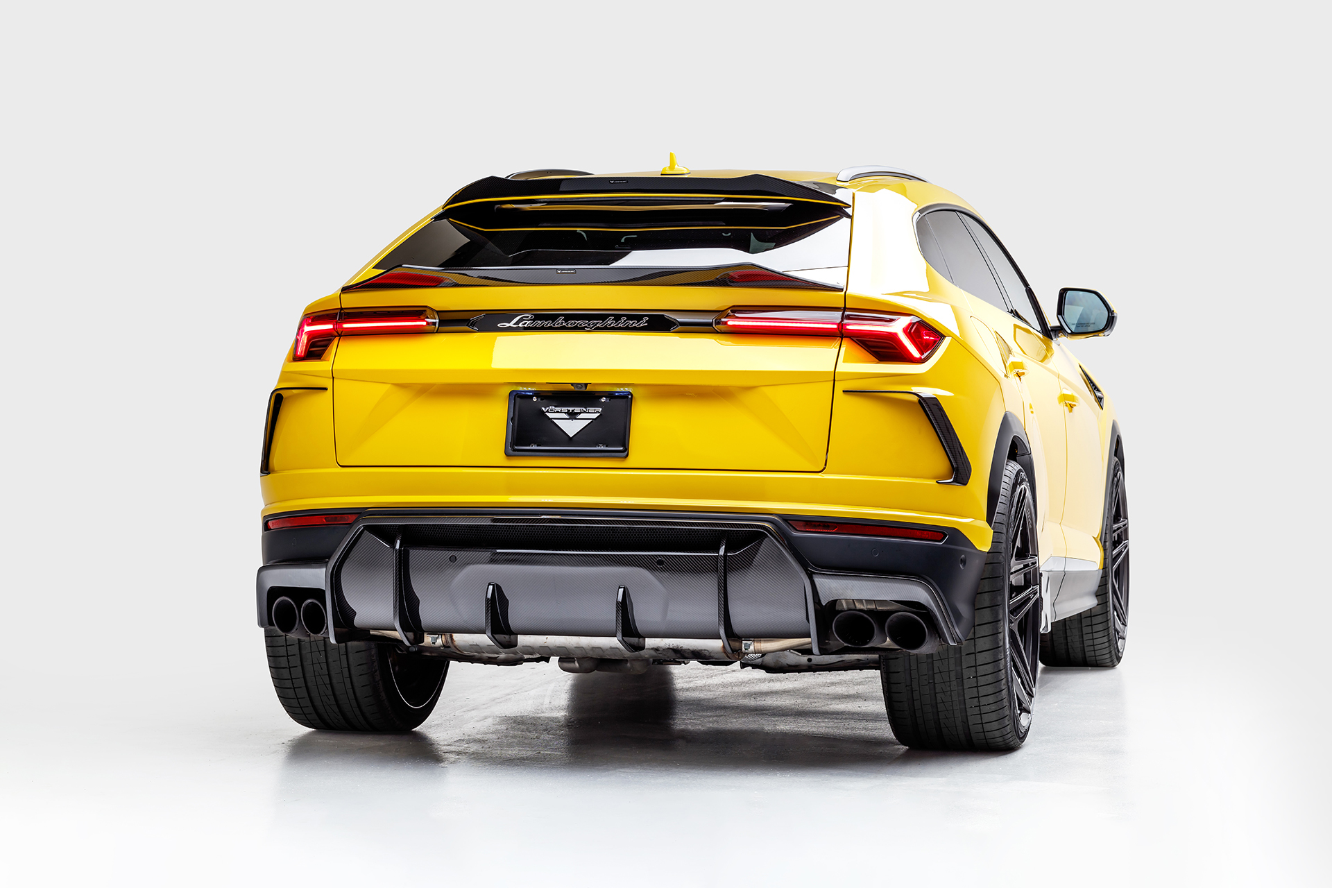 Vorsteiner Nero body kit for Lamborghini Urus new model
