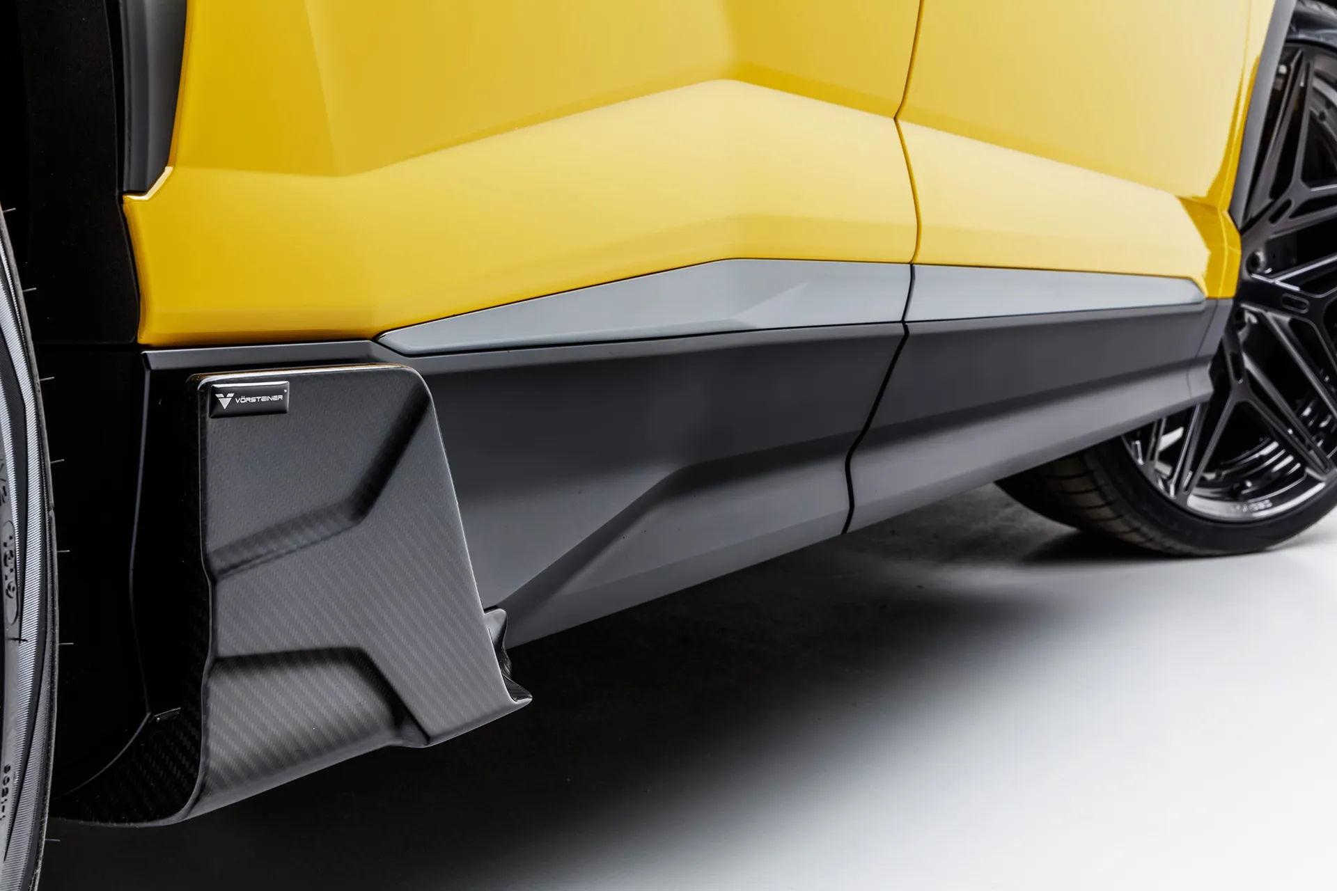 Vorsteiner Nero body kit for Lamborghini Urus new style