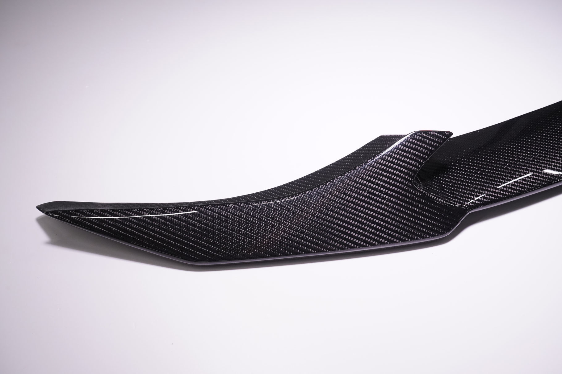 Hodoor Performance Carbon fiber front bumper spoiler for BMW 8