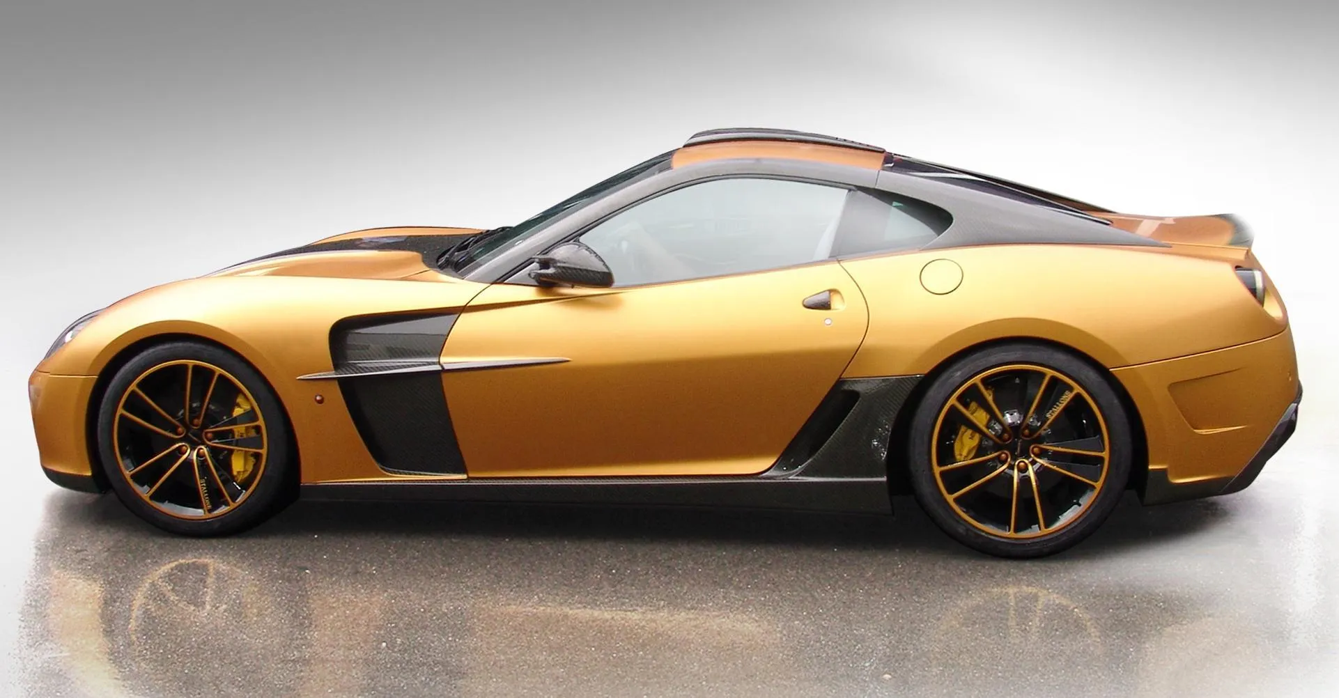 Mansory body kit for Ferrari 599 GTB carbon