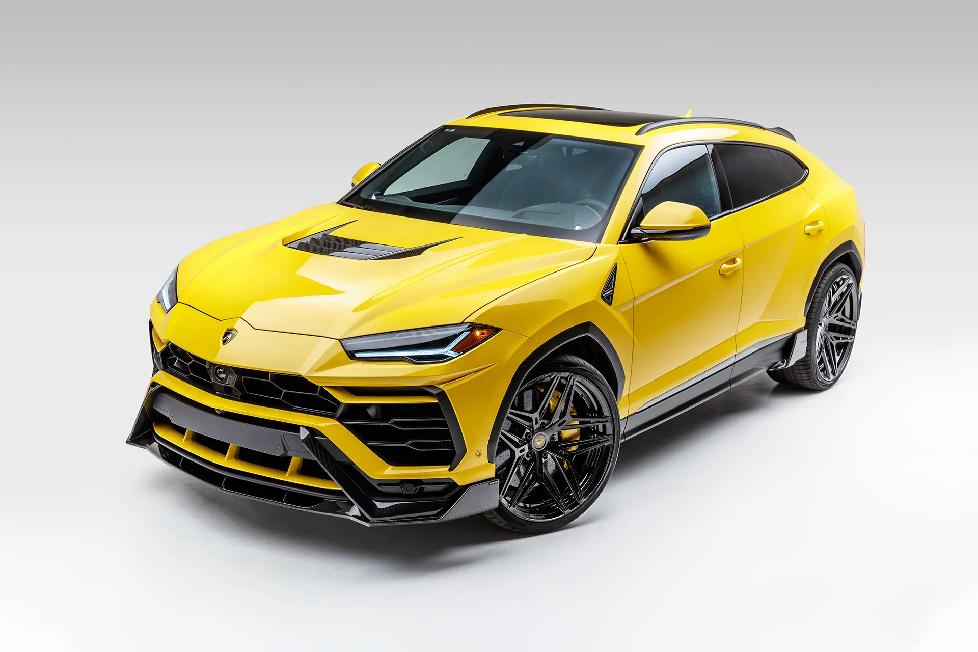Vorsteiner Nero body kit for Lamborghini Urus new model