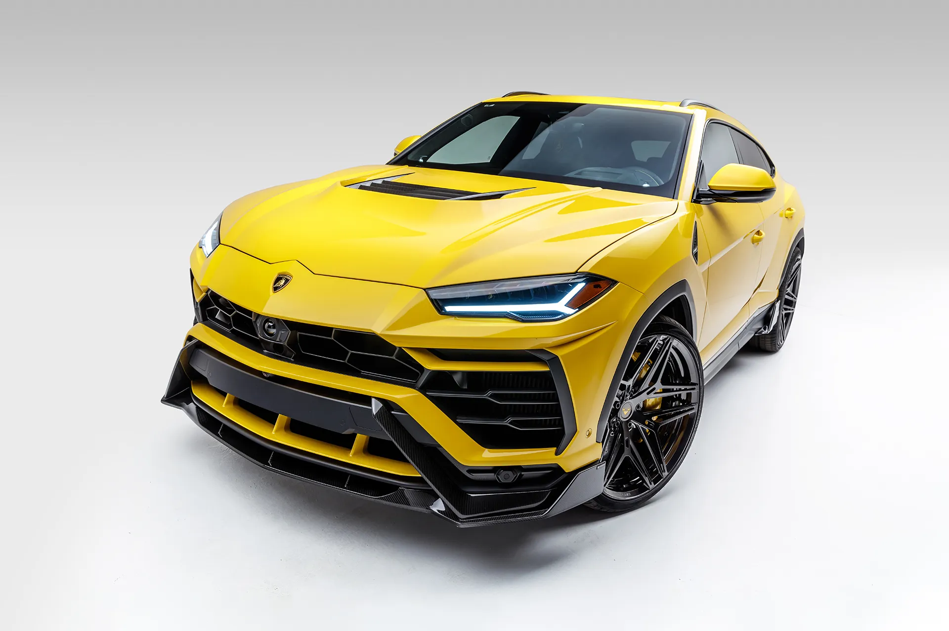 Vorsteiner Nero body kit for Lamborghini Urus latest model
