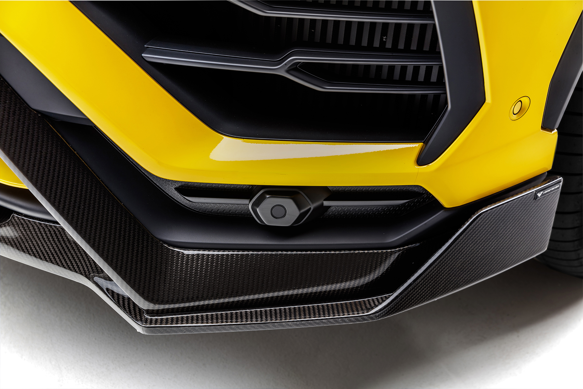 Vorsteiner Nero body kit for Lamborghini Urus latest model