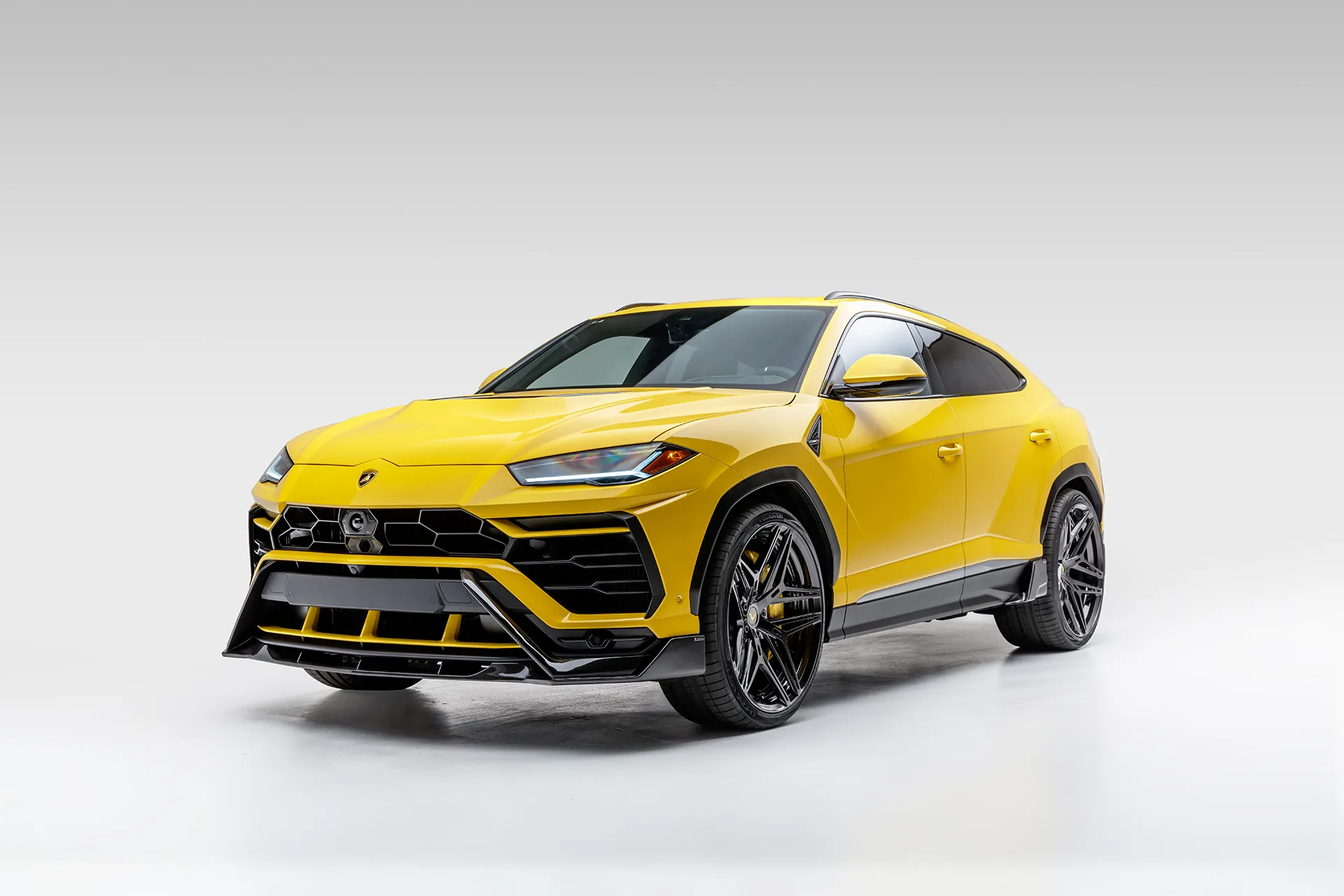Vorsteiner Nero body kit for Lamborghini Urus carbon fiber