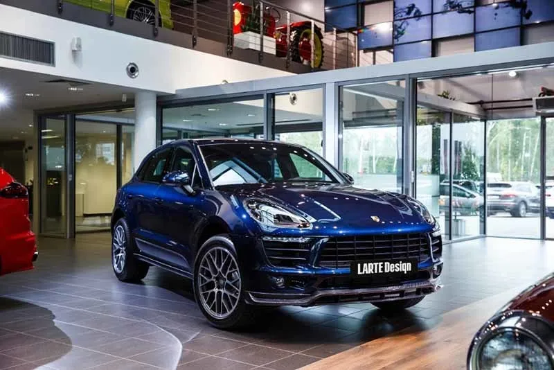 images-products-1-1211-232981691-porsche-macan-s.jpg