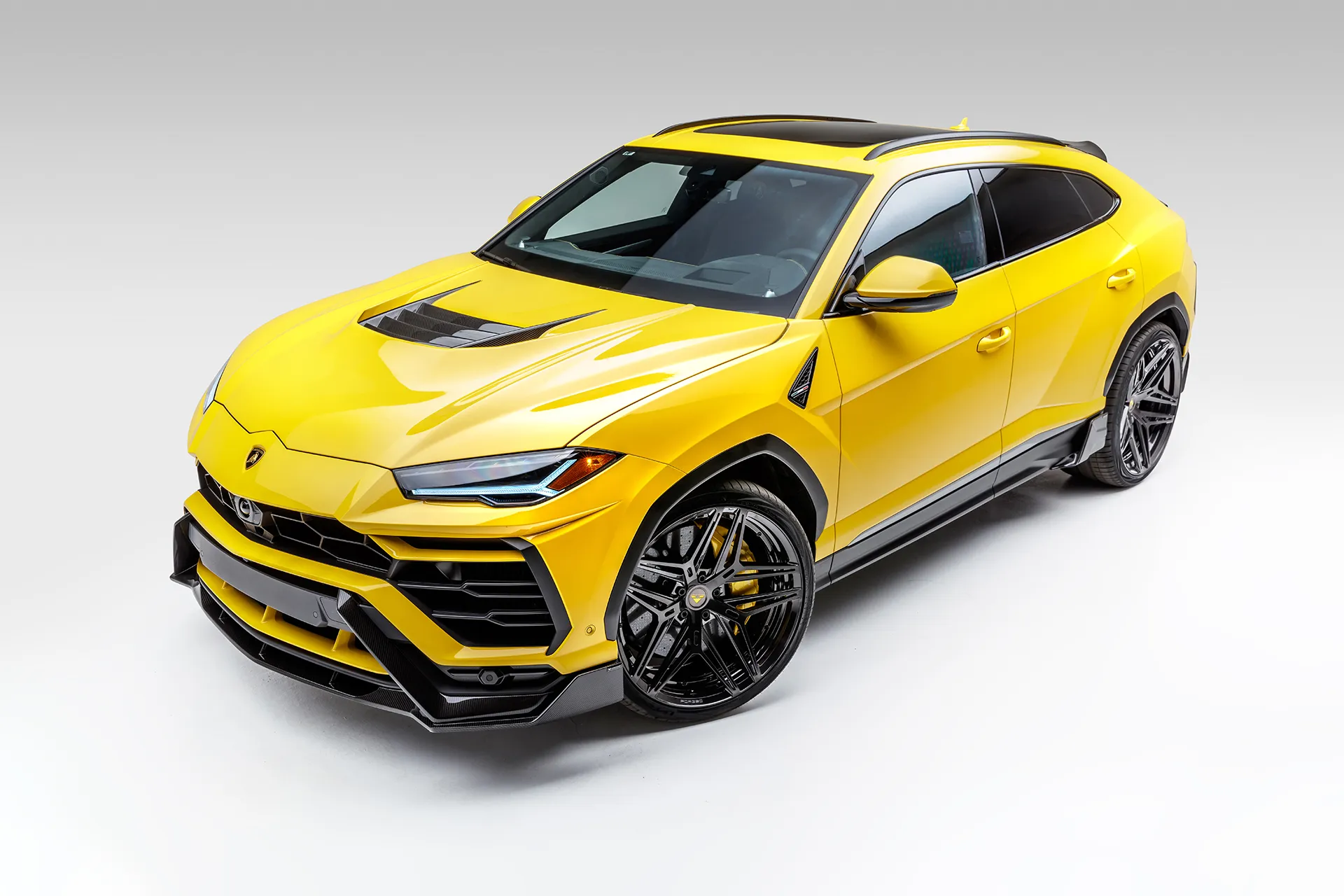 Vorsteiner Nero body kit for Lamborghini Urus new model