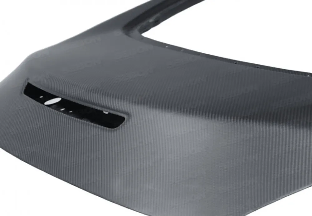 SEIBON OEM-STYLE DRY CARBON TRUNK LID FOR  NISSAN 370Z latest model