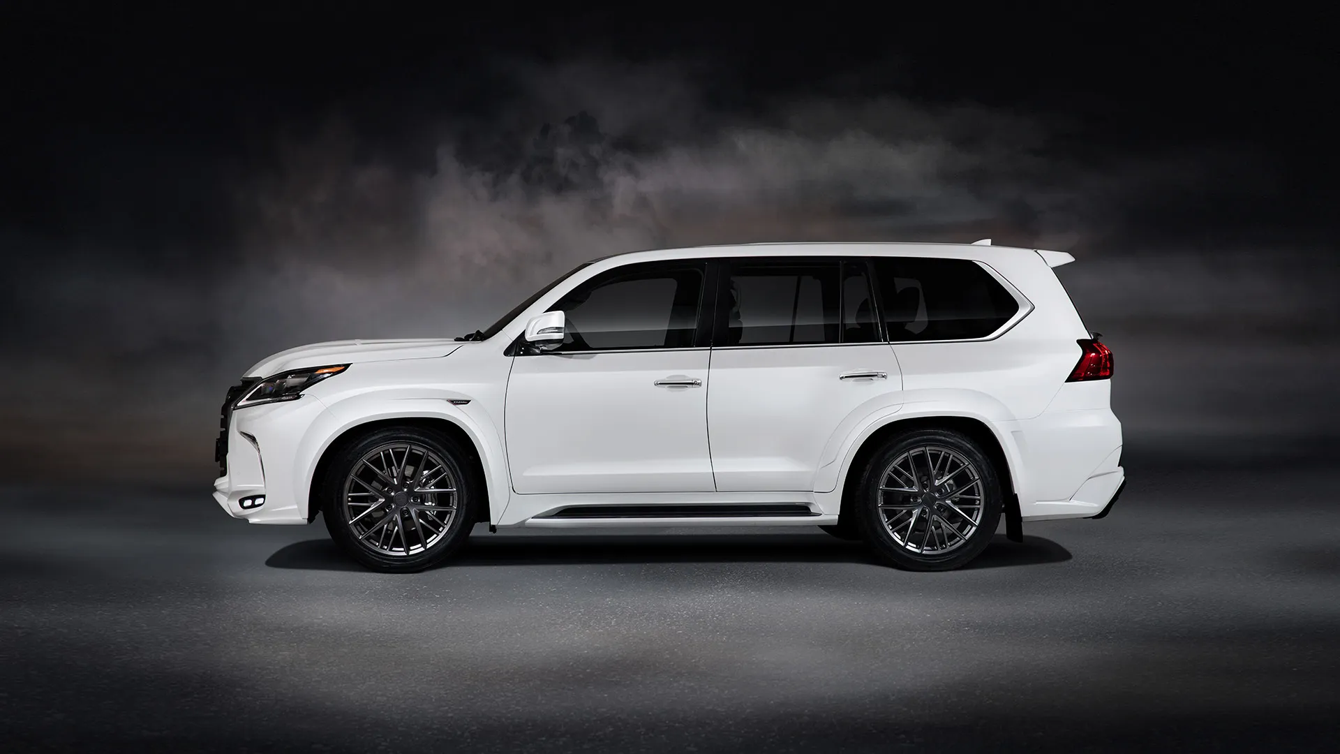 Khann body kit for LEXUS LX 570 / 450D - VER. HRS CLASSIC 2021