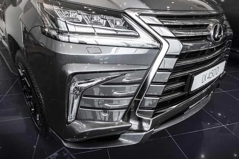 images-products-1-1401-232981881-lexus-lx-2016.jpg