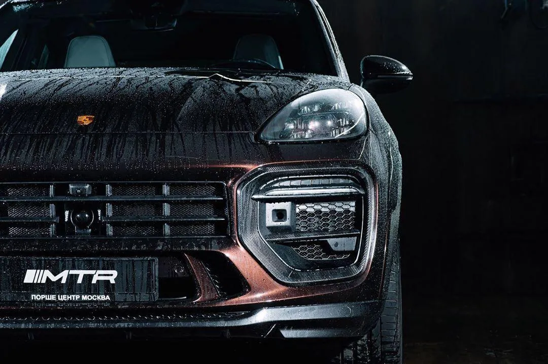 Check price and buy MTR Design Wide Body Carbon Fiber kit for Porsche Cayenne Coupe