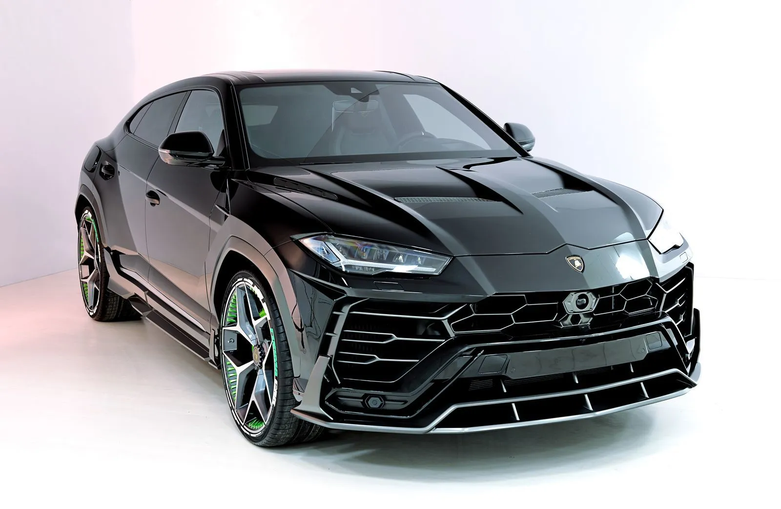 Check our price and buy a SCL Performance body kit for Lamborghini Urus