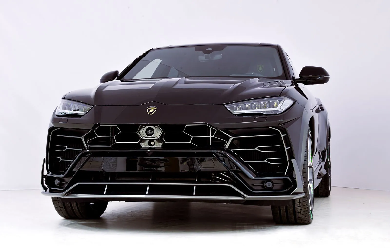Check our price and buy a SCL Performance body kit for Lamborghini Urus