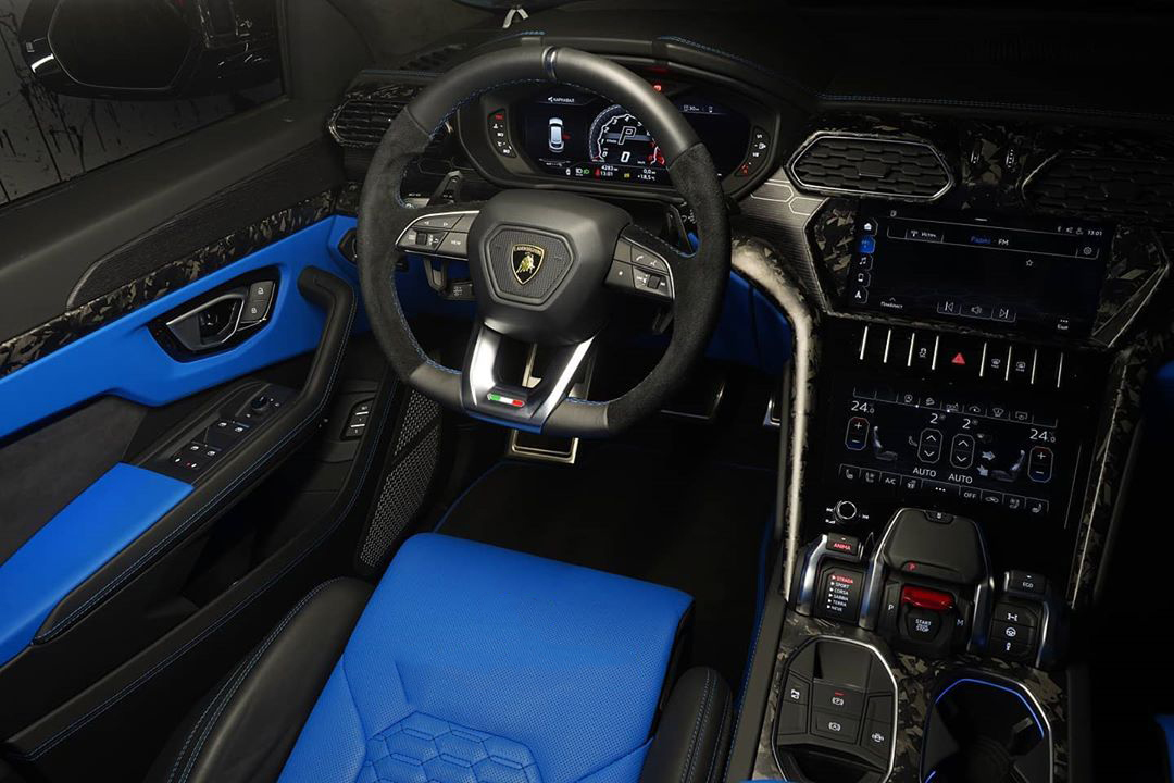 Hodoor Performance Carbon fiber interior set for Lamborghini Urus latest model