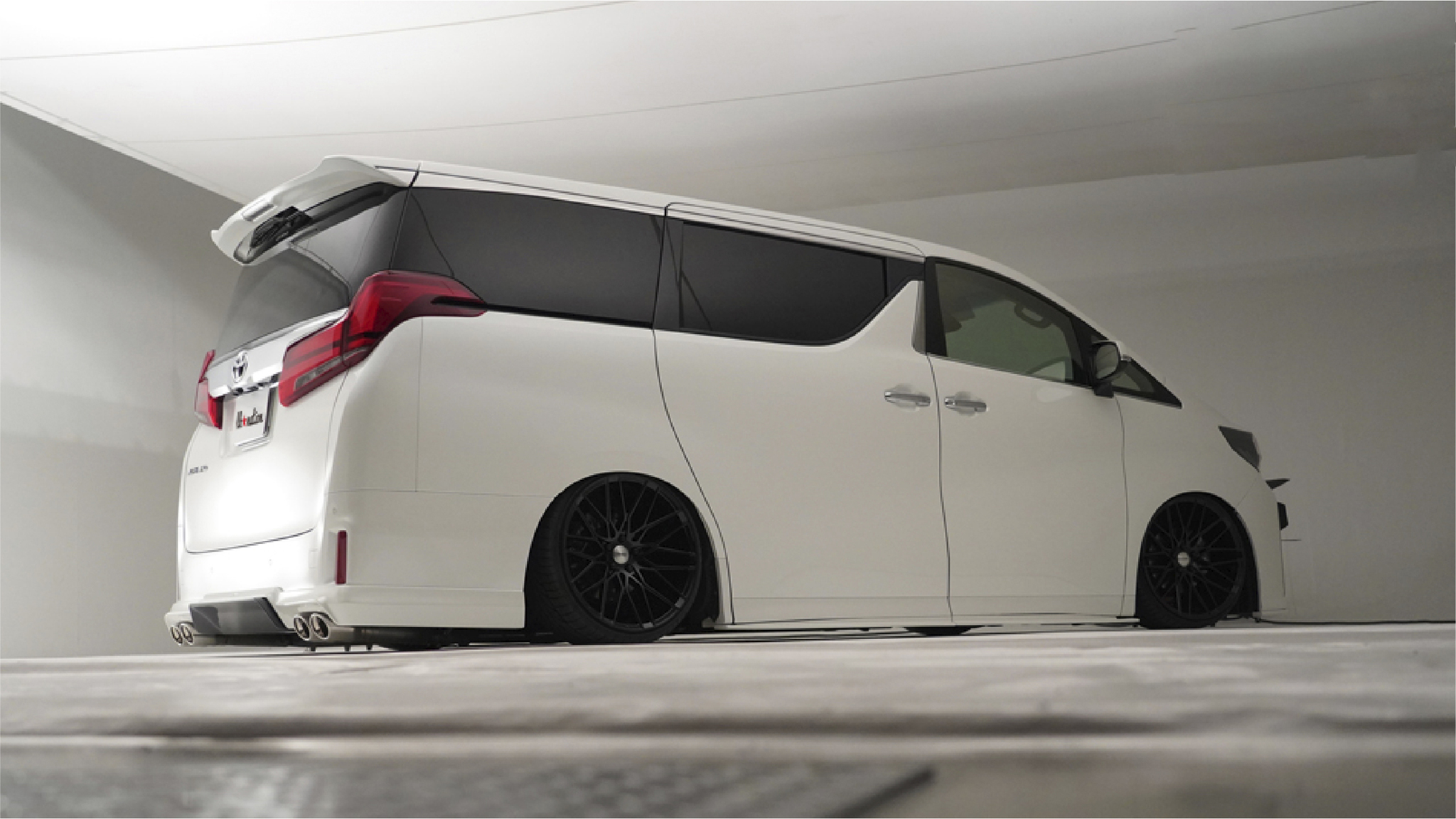 Liberty Walk nation body kit for Toyota 30 Alphard new model