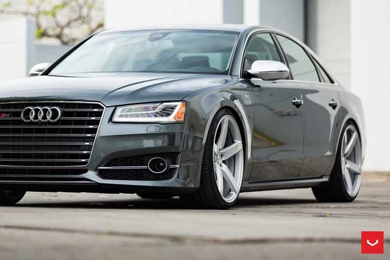 images-products-1-1682-232982162-Audi_S8_CV3R_cba-1047x698.jpg