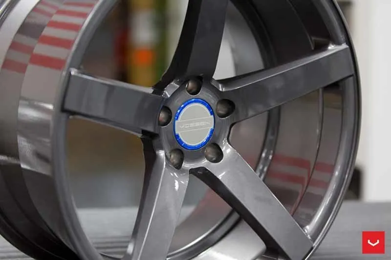 images-products-1-1688-232982168-Vossen-CV3-R-Wheel-Gloss-Graphite-CV-Series-_-Vossen-Wheels-2018-1004-1-1047x698.jpg