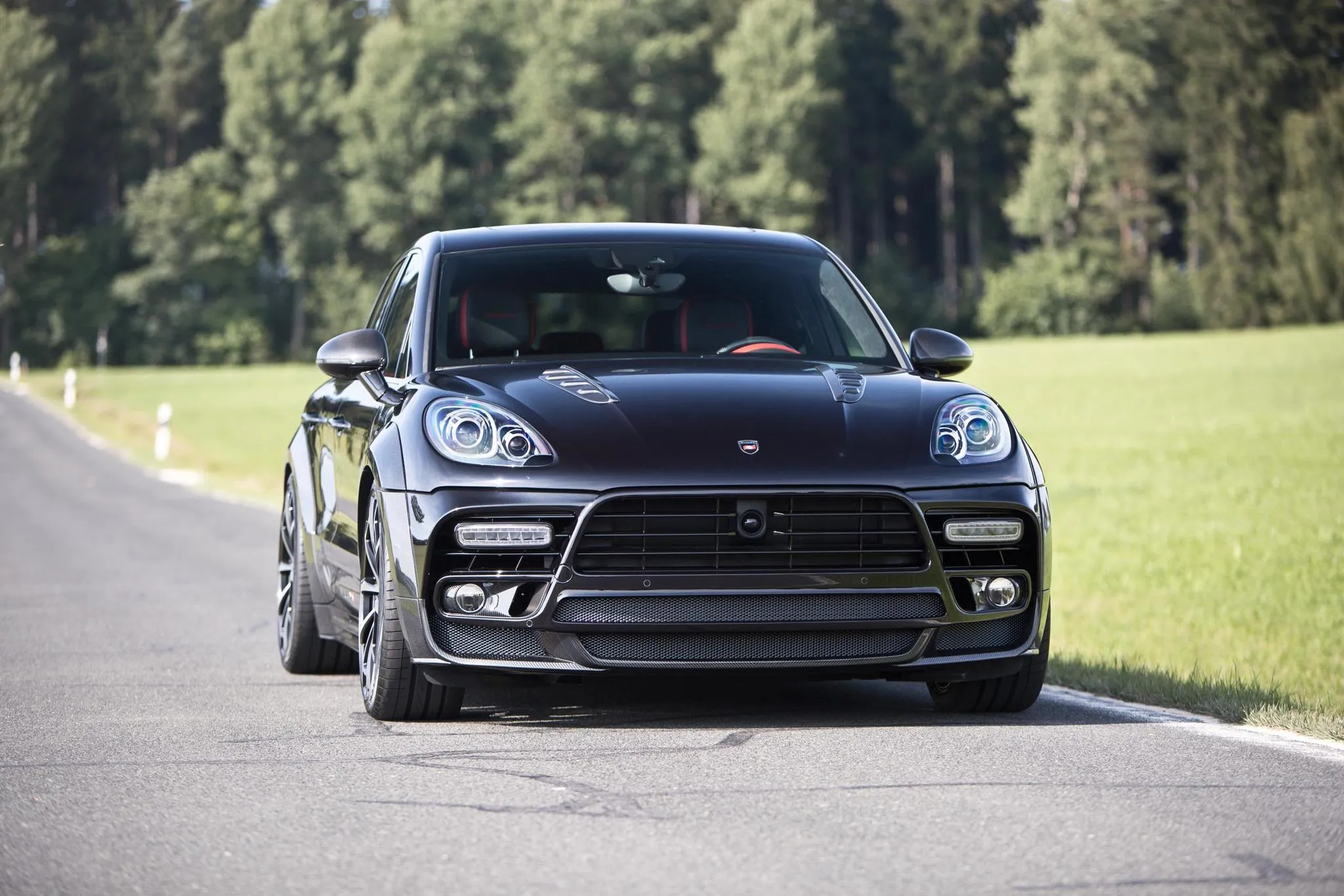 Mansory body kit for Porsche Macan new style