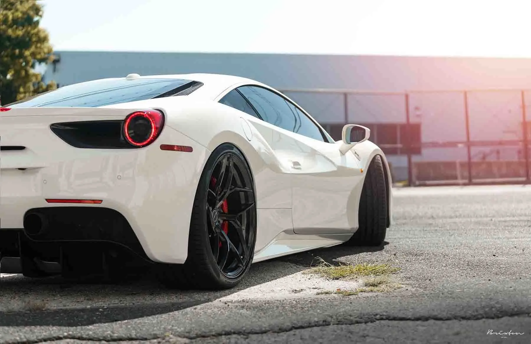 images-products-1-1772-232974060-white-ferrari-488-gtb-brixton-forged-pf5-ultrasport-1-piece-forged-wheels-brushed-smoke-black-co.jpg