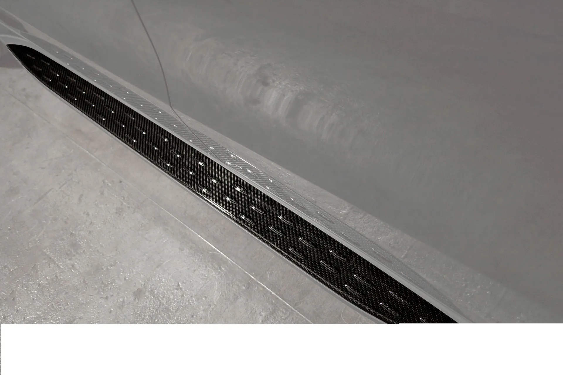 Carbon fiber door sills  for Mercedes GLS-class X166