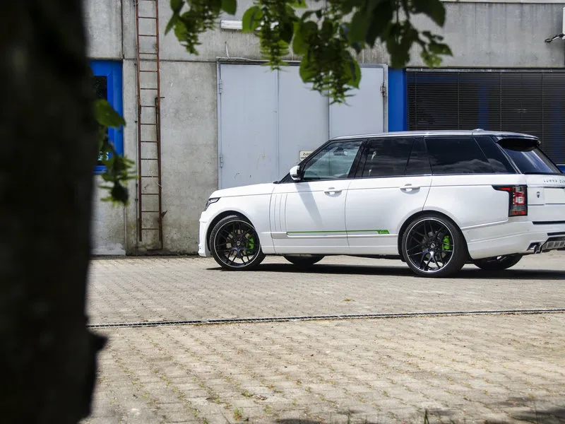 images-products-1-1820-232990492-clr-sr-umbau-basis-range-rover-vogue-6612.jpg