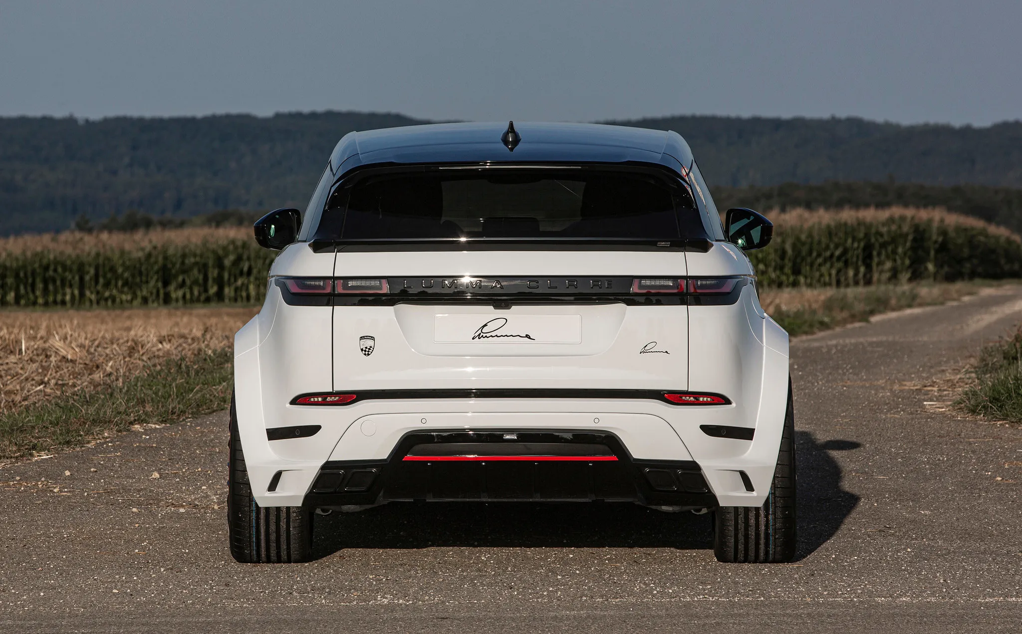 Check our price and buy Lumma CLR RE body kit for Land Rover Range Rover Evoque L551