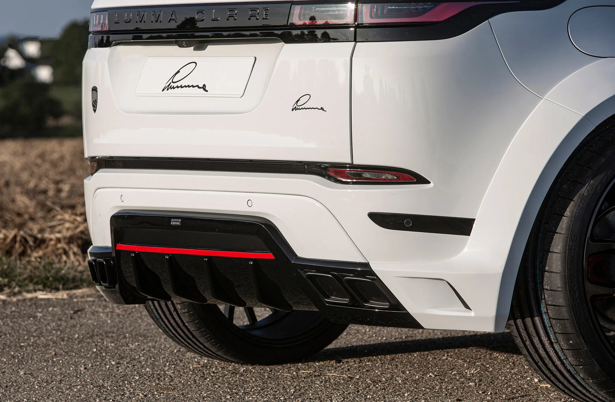 Check our price and buy Lumma CLR RE body kit for Land Rover Range Rover Evoque L551