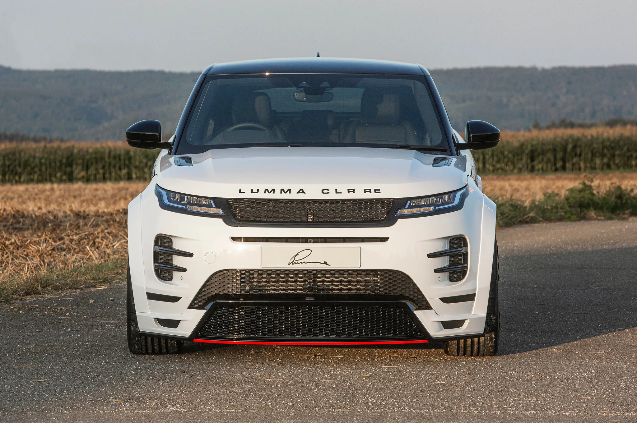 Check our price and buy Lumma CLR RE body kit for Land Rover Range Rover Evoque L551