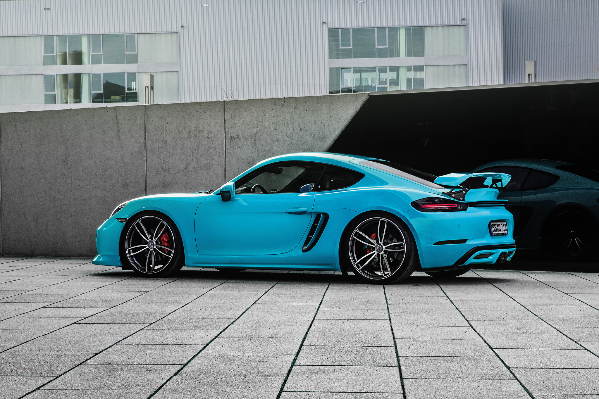 images-products-1-1839-233006895-TECHART_718Cayman_ext_03.jpg