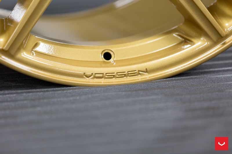 images-products-1-1861-232982341-Vossen-HF-1-Wheel-C43-Gloss-Gold-Hybrid-Forged-Series-_-Vossen-Wheels-2018-1001-1047x698.jpg