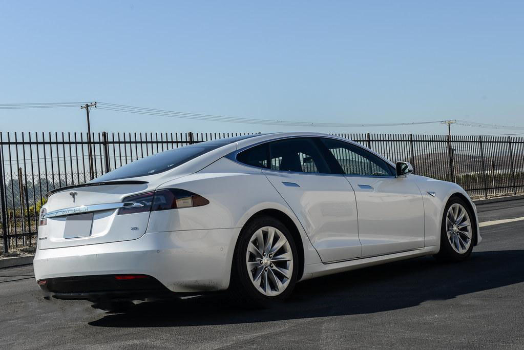 JL Motoring Carbon Fiber Trunk Spoiler for Tesla Model S