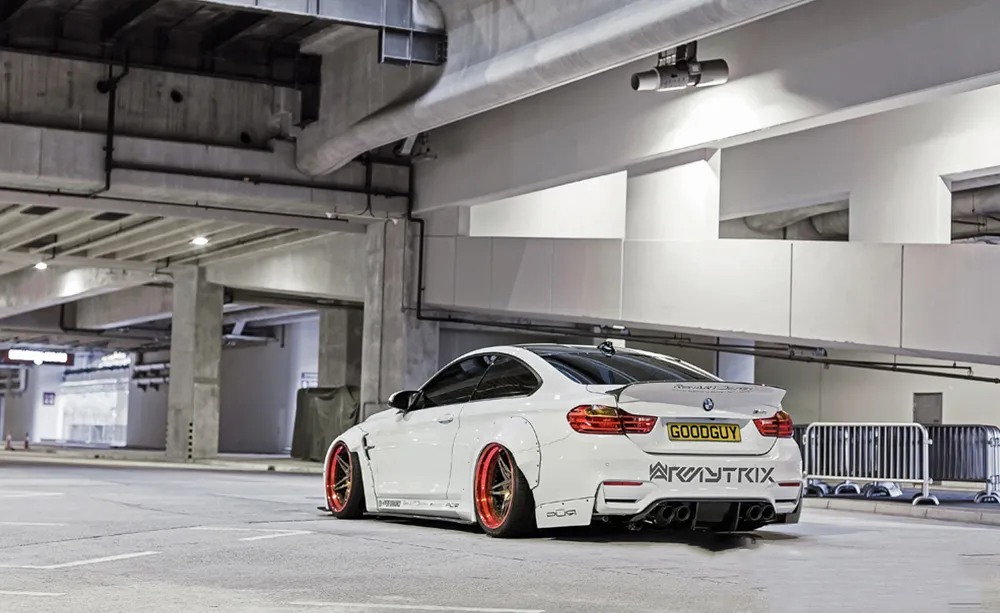 Check our price and buy Liberty Walk body kit for BMW M4 F82/F83!