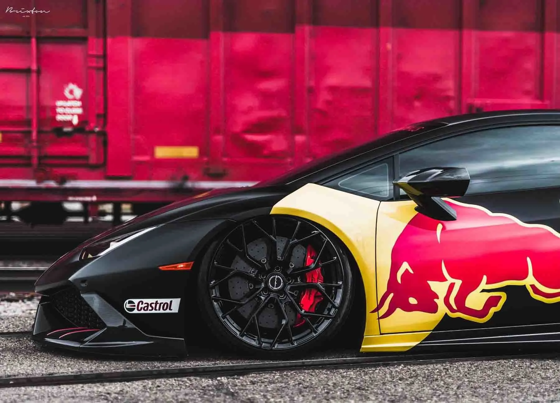 images-products-1-1900-232974188-lamborghini-huracan-redbull-brixton-forged-pf10-ultrasport-concave-forged-wheels-matte-black-hur.jpg