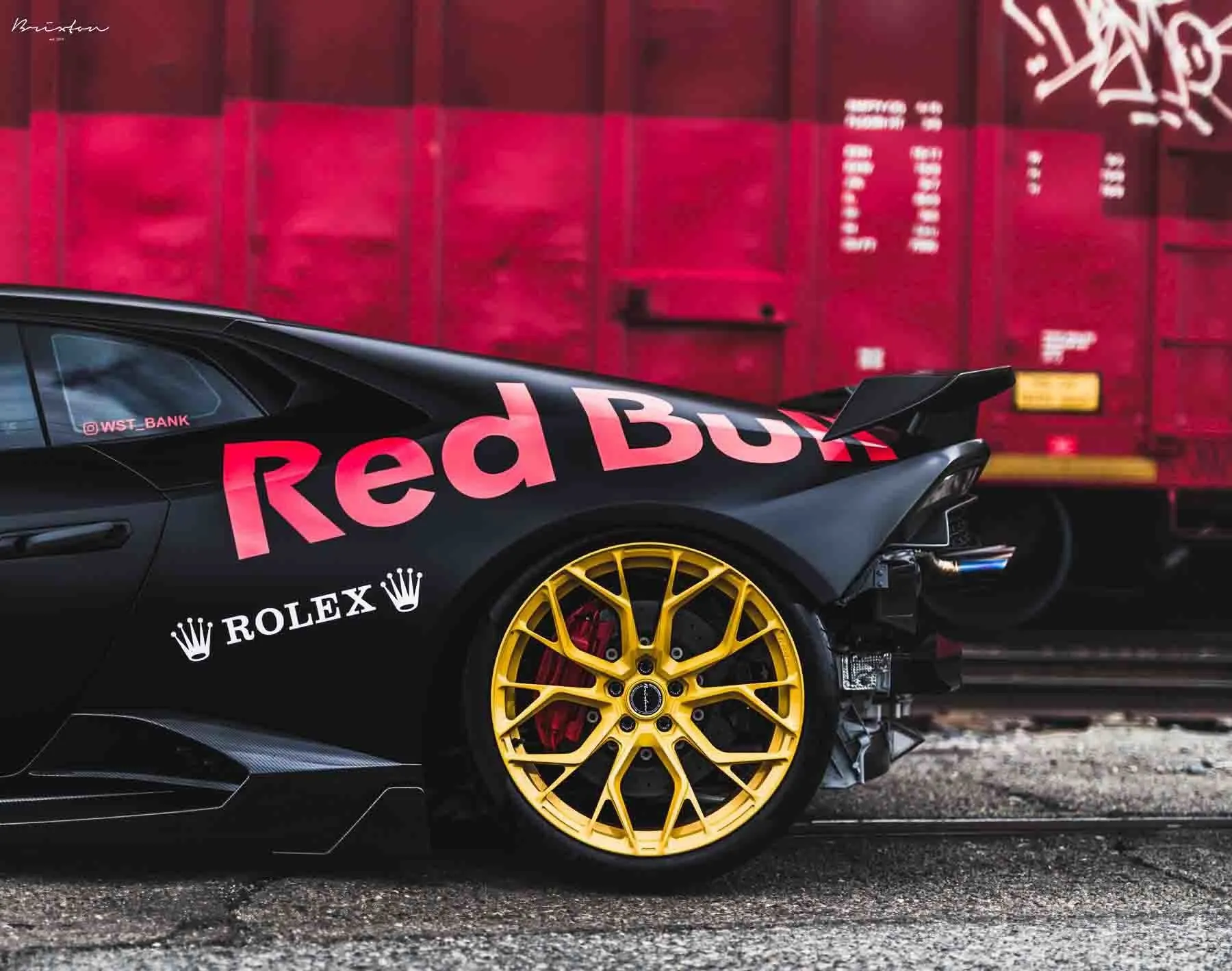 images-products-1-1905-232974193-lamborghini-huracan-redbull-brixton-forged-pf10-ultrasport-concave-forged-wheels-matte-black-hur.jpg