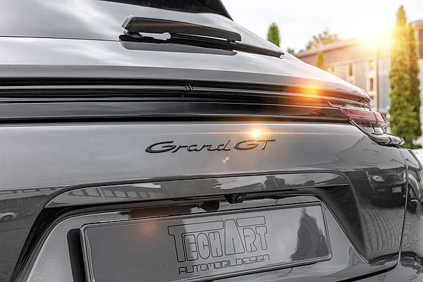 TECHART Grand GT body kit for Porsche Panamera latest model