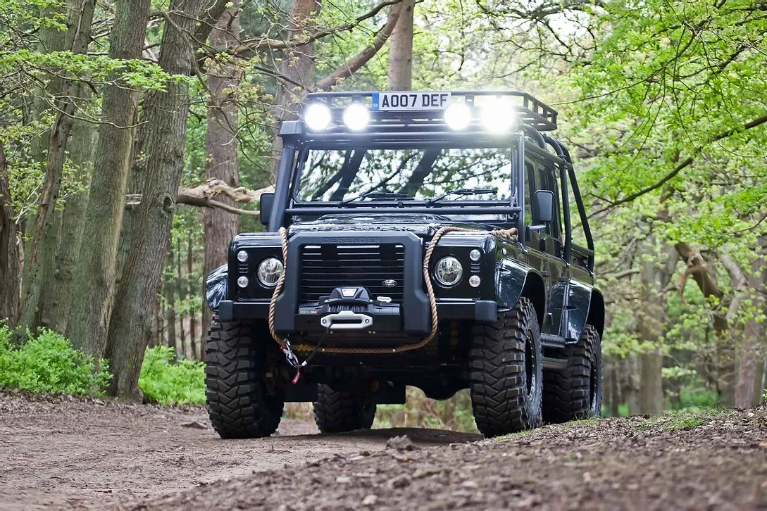 Urban  body kit for Land Rover Defender Spectre ABS Plastic
