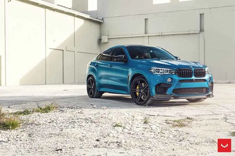 images-products-1-1932-232982412-BMW-X6M-Hybrid-Forged-HF-Series-HF-1-_-Vossen-Wheels-2018-1009-1047x698.jpg