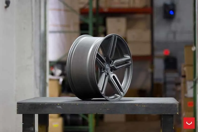 images-products-1-1946-232982426-Vossen-HF-1-Wheel-Tinted-Matte-Gunmetal-Hybrid-Forged-Series-_-Vossen-Wheels-2018-1030-1047x698.jpg