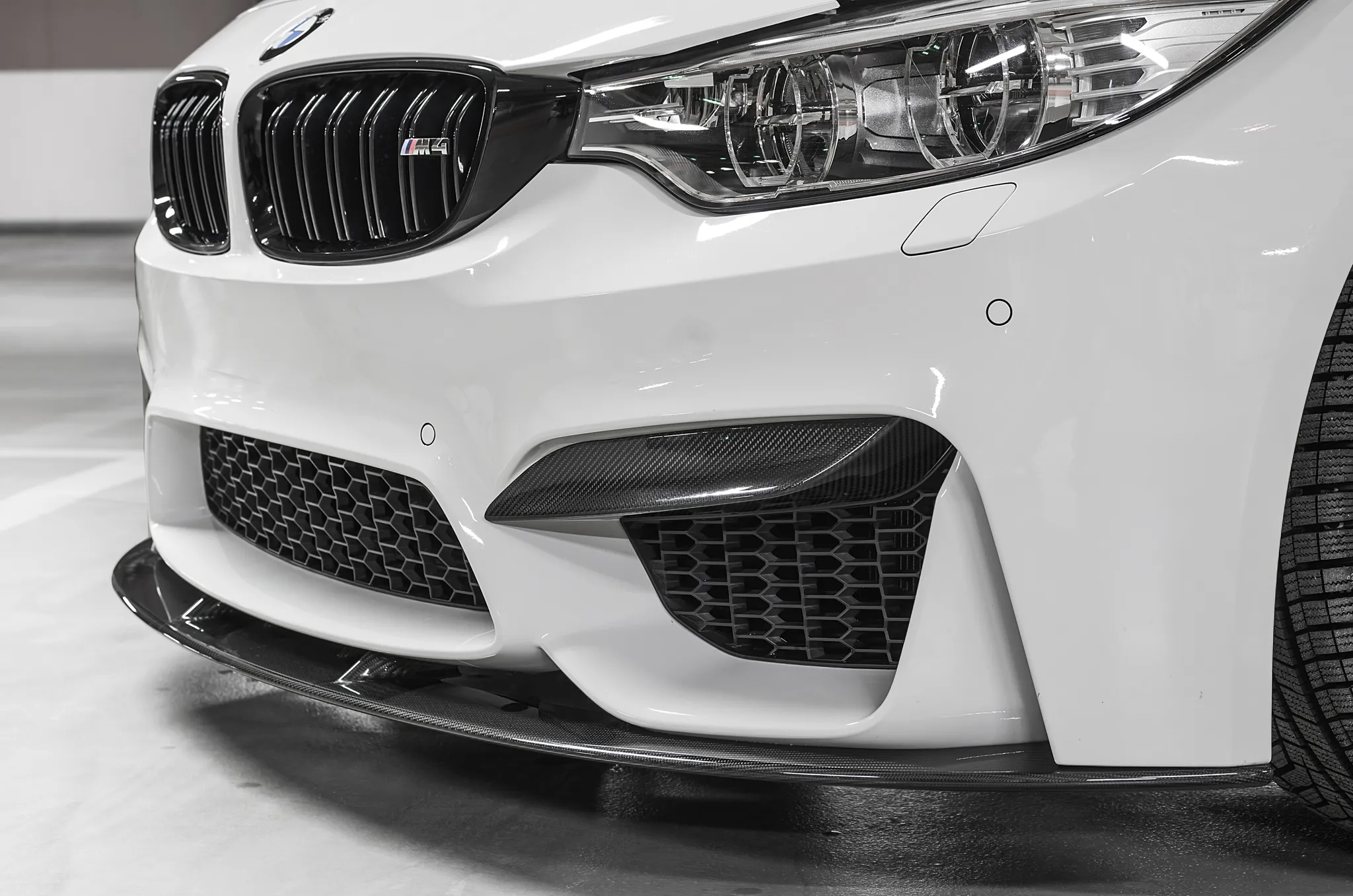 Sterckenn Carbon Fiber front splitter for BMW M4 F82 latest model