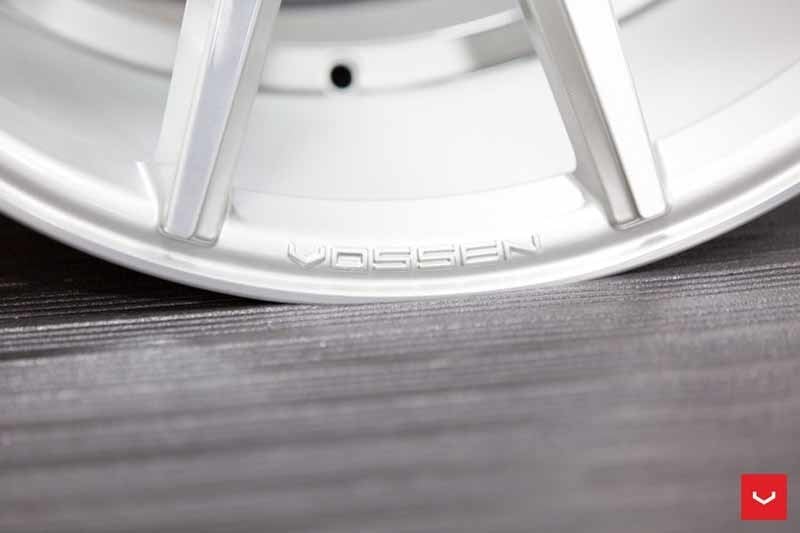 images-products-1-1997-232982477-Vossen-VFS-1-Wheel-Silver-Brushed-VF-Series-_-Vossen-Wheels-2018-1019-1047x698.jpg