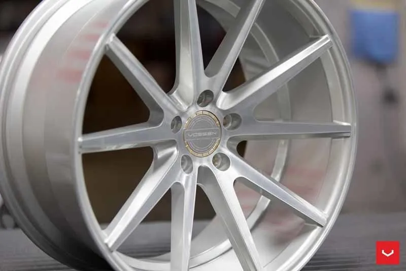 images-products-1-2007-232982487-Vossen-VFS-1-Wheel-Silver-Brushed-VF-Series-_-Vossen-Wheels-2018-1034-1047x698.jpg