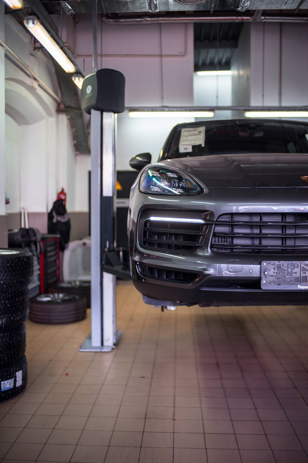 MTR Design Body Kit for Porsche Cayenne (New)