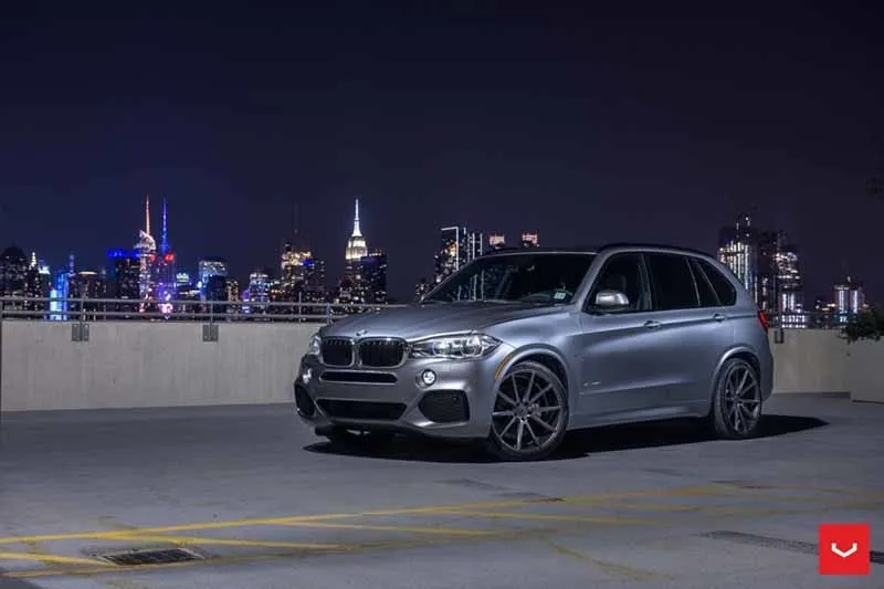 images-products-1-2016-232982496-BMW_X5_VFS1_3e98c867-1047x698.jpg
