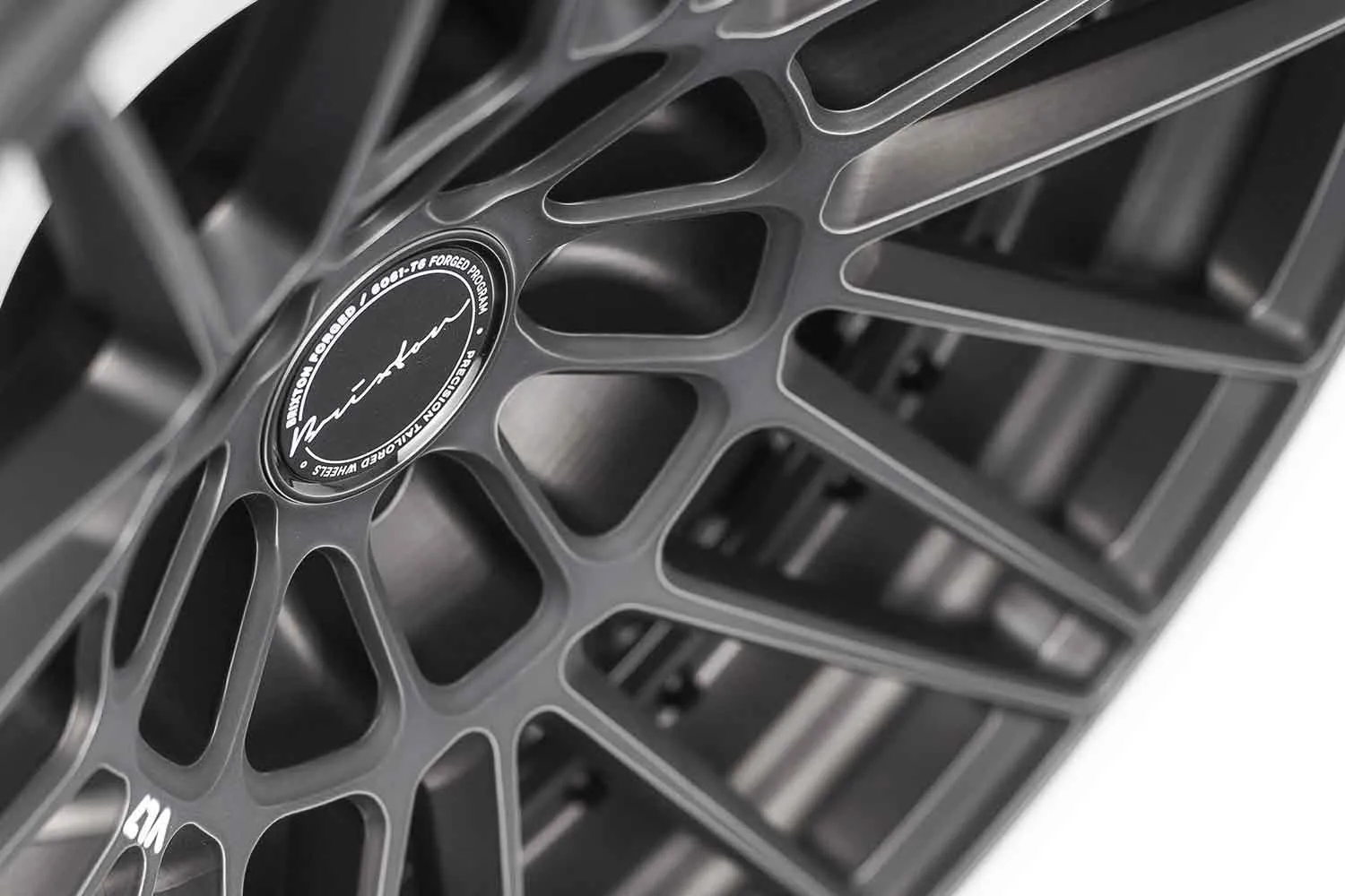images-products-1-2027-232974315-brixton-forged-vl7-smoke-black.jpg
