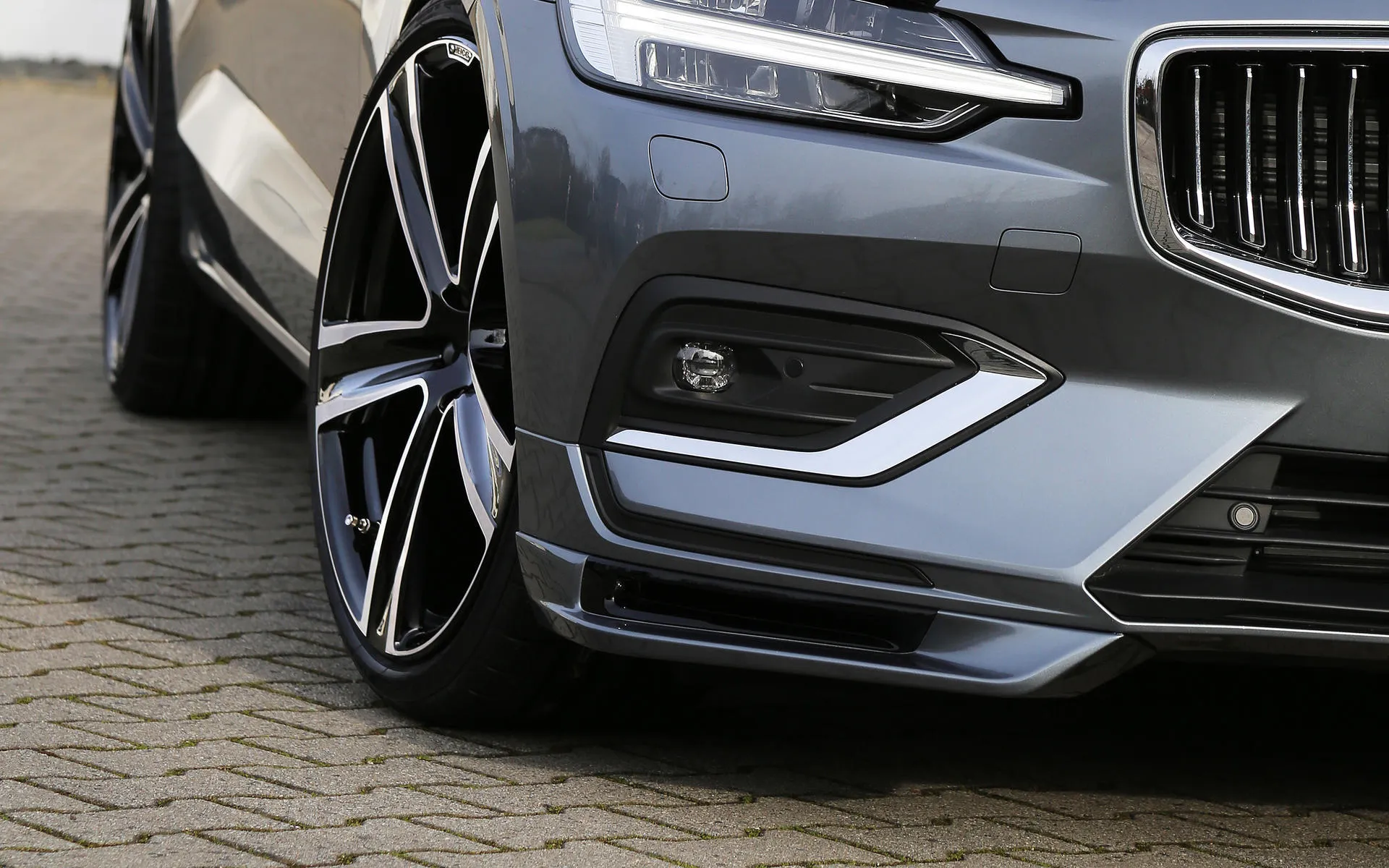 Heico Sportiv Body Kit for Volvo S60 BY latest model