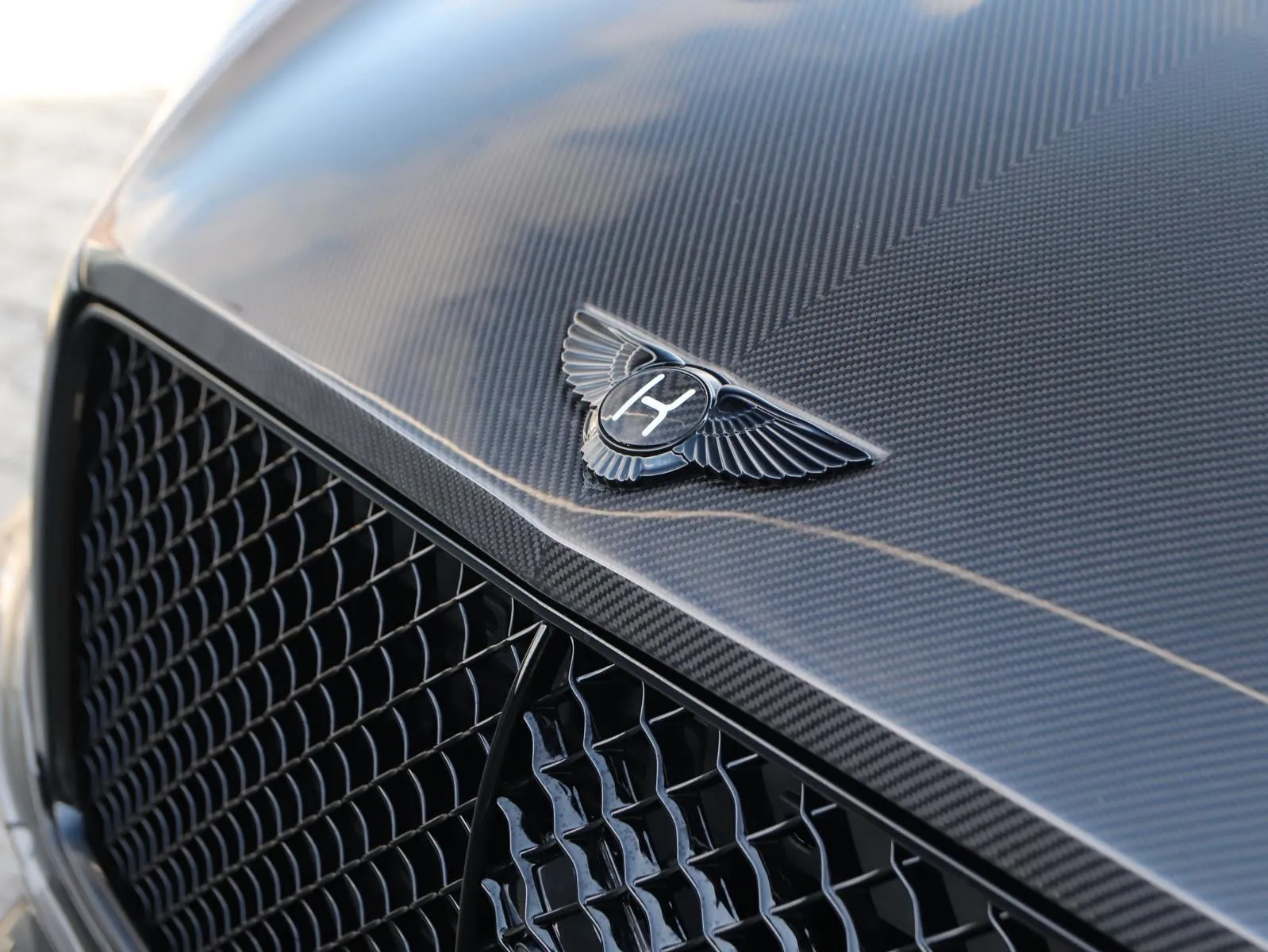 Check price and buy Keyvany Carbon Fiber Body kit set for Bentley Continental GT