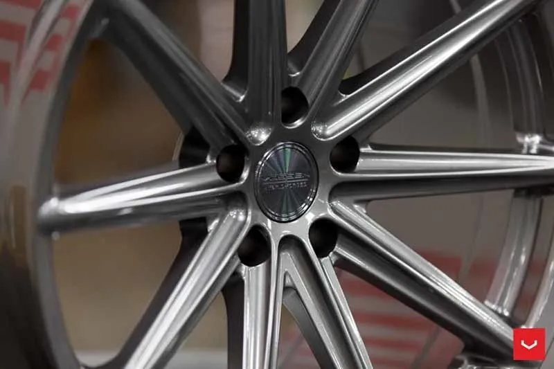 images-products-1-2072-232982552-Vossen-VFS-10-Wheel-Gloss-Graphite-Hybrid-Forged-Series-_-Vossen-Wheels-2018-1004-1047x698.jpg
