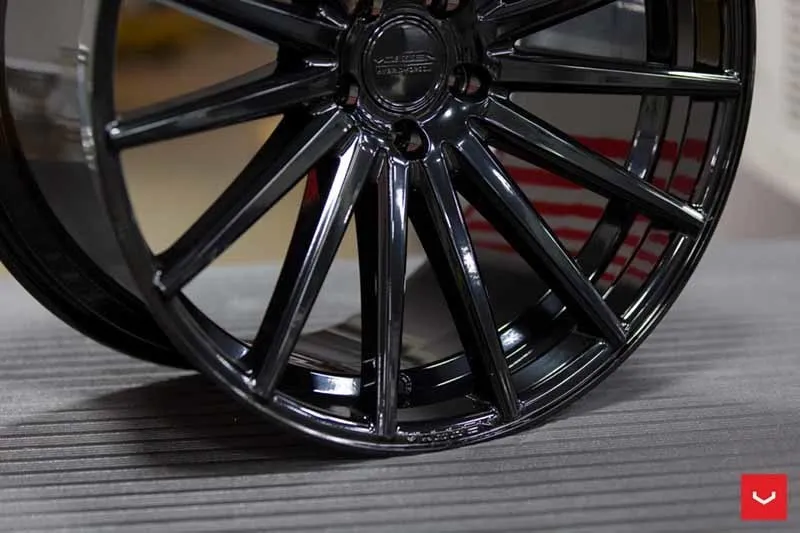 images-products-1-2114-232982594-Vossen-VFS-2-Wheel-C25-Gloss-Black-Hybrid-Forged-Series-_-Vossen-Wheels-2018-1032-1047x698.jpg