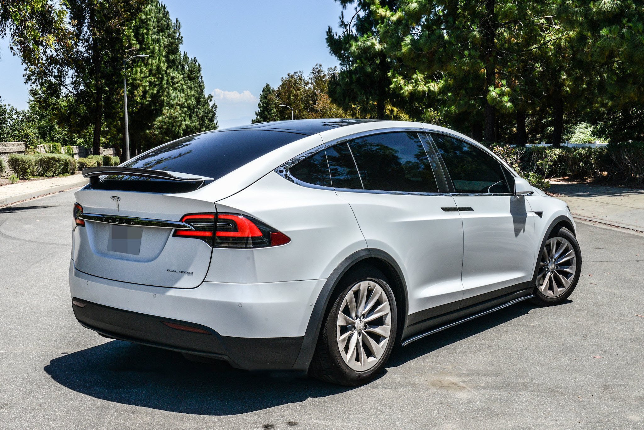 JL Motoring Carbon Fiber Side Skirts for Tesla Model X